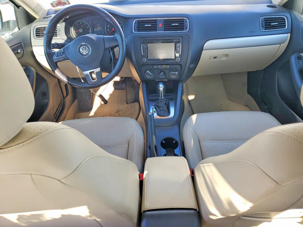 2013 VOLKSWAGEN JETTA