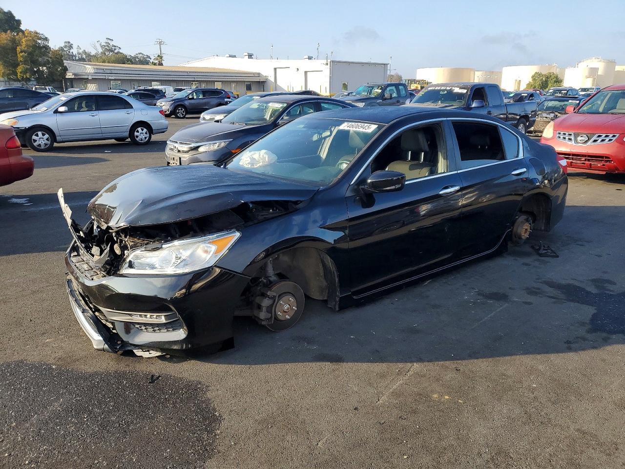 2017 HONDA ACCORD