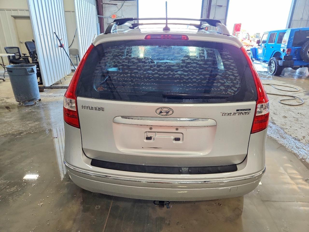 2012 HYUNDAI ELANTRA