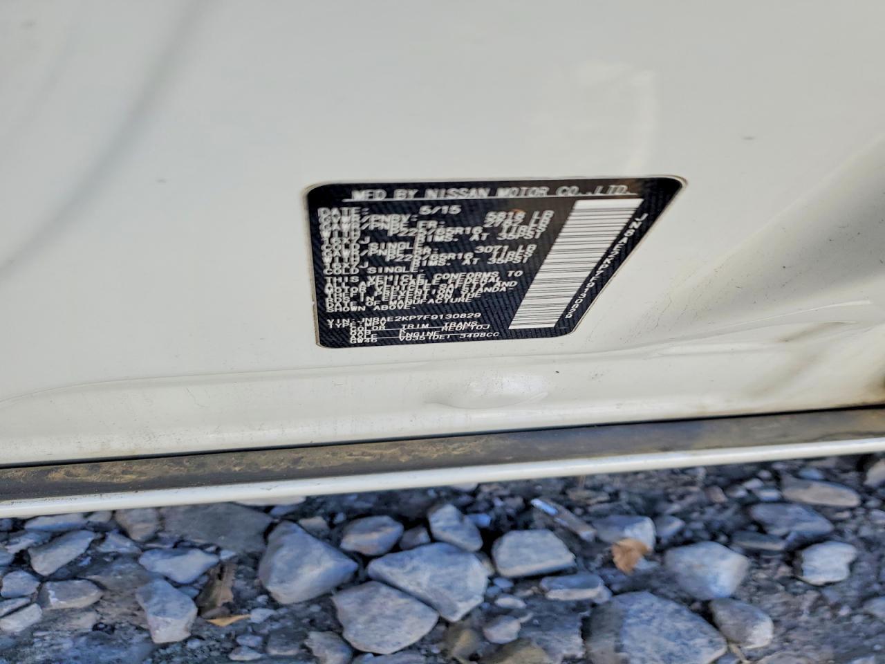 2015 NISSAN Quest