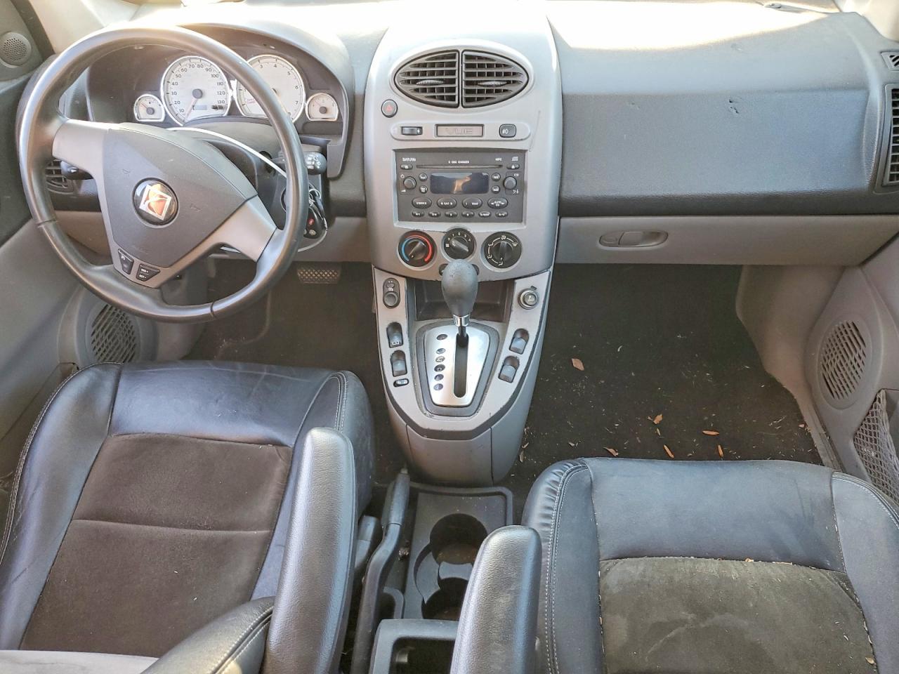 2005 SATURN Vue