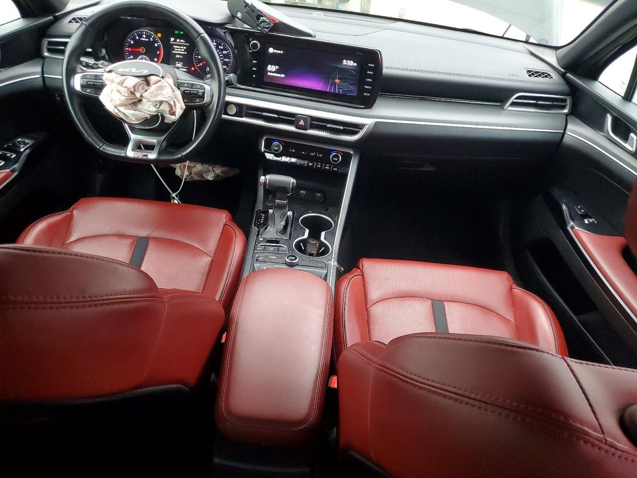 2022 KIA K5