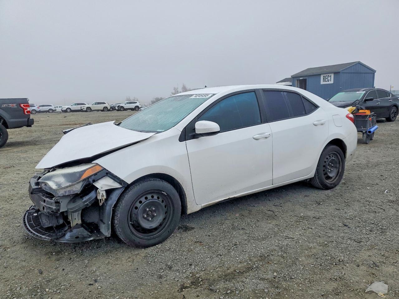 2015 TOYOTA COROLLA