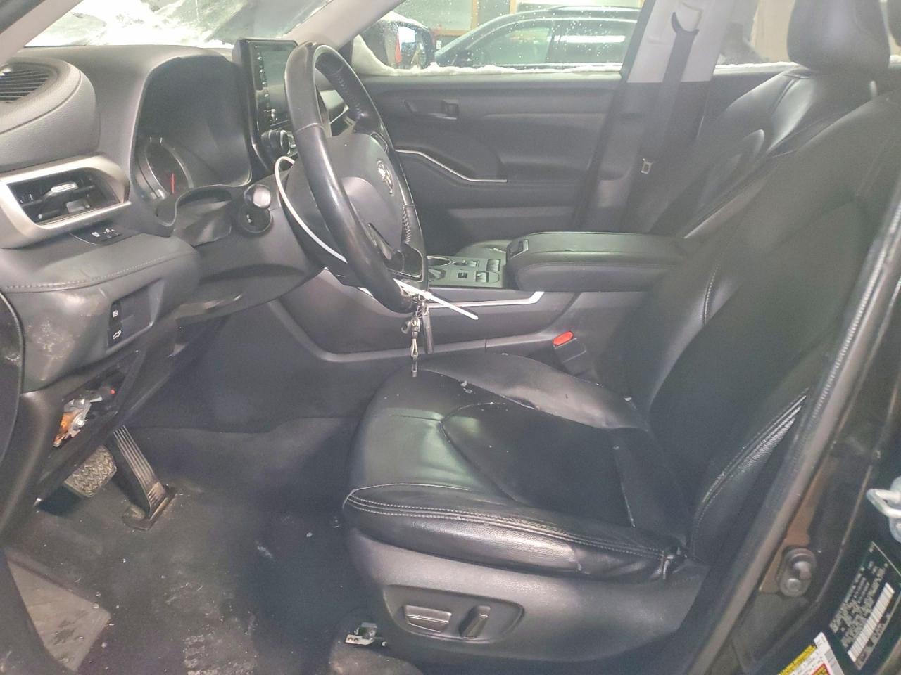 2021 TOYOTA HIGHLANDER