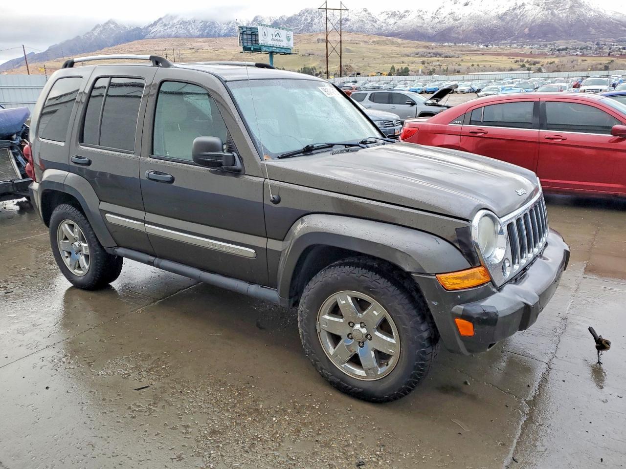 2005 JEEP Liberty