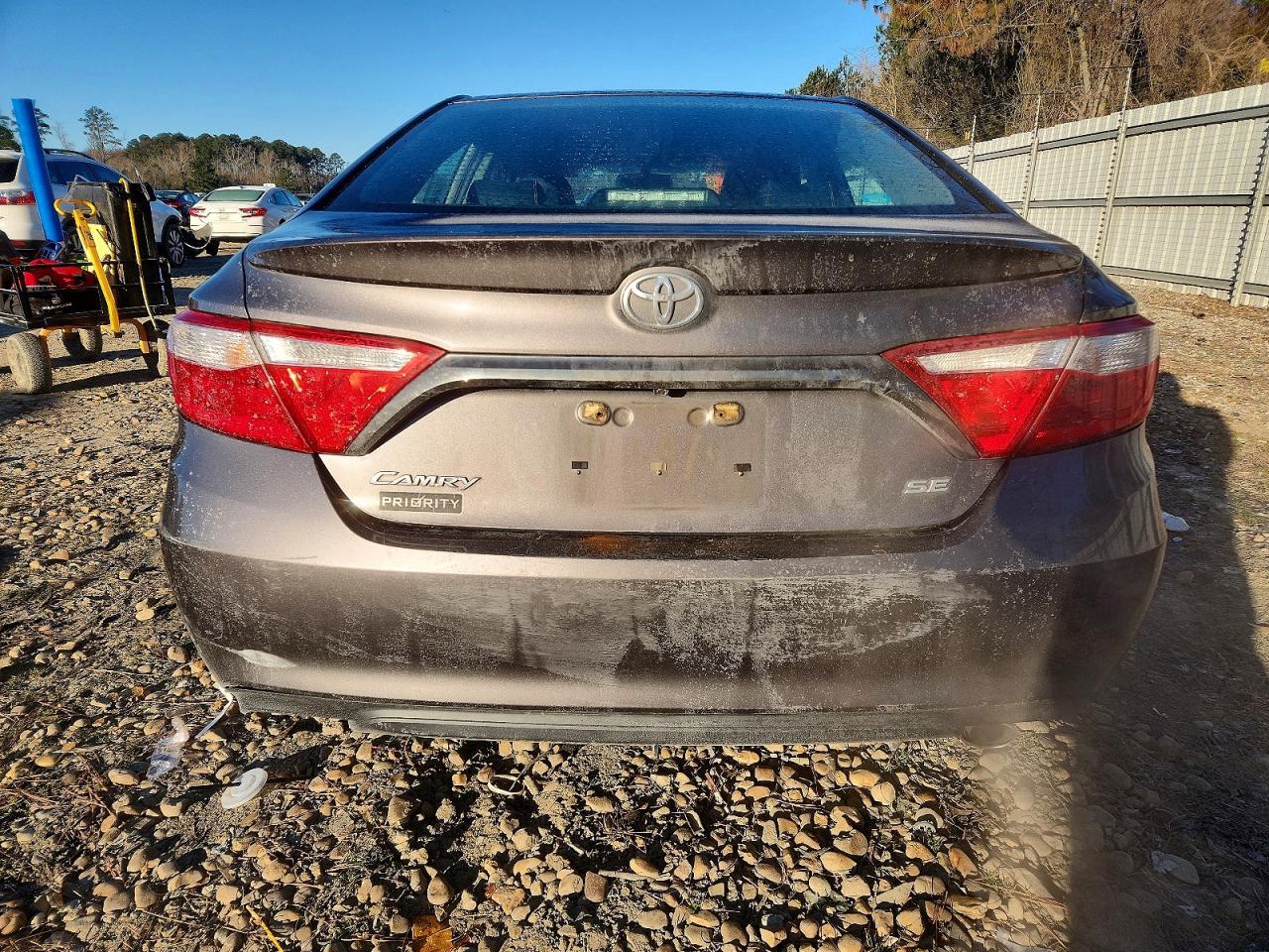 2016 TOYOTA CAMRY