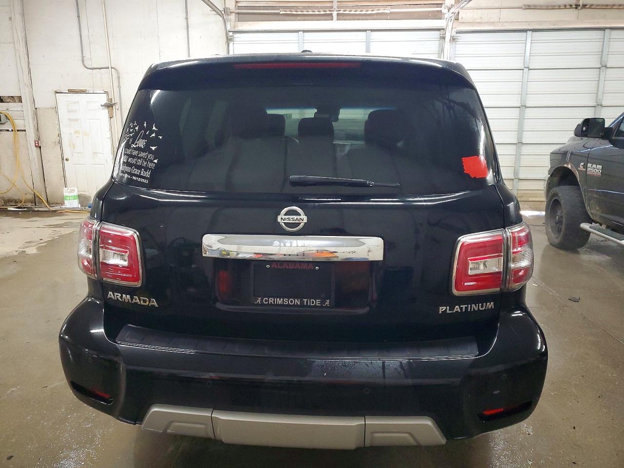 2017 NISSAN Armada