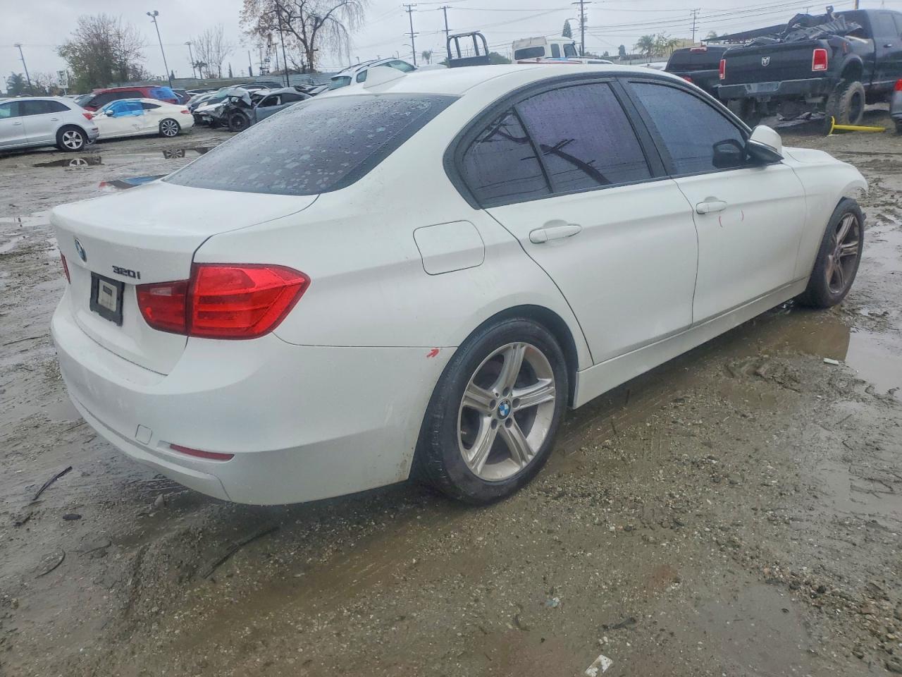 2014 BMW 3 SERIES