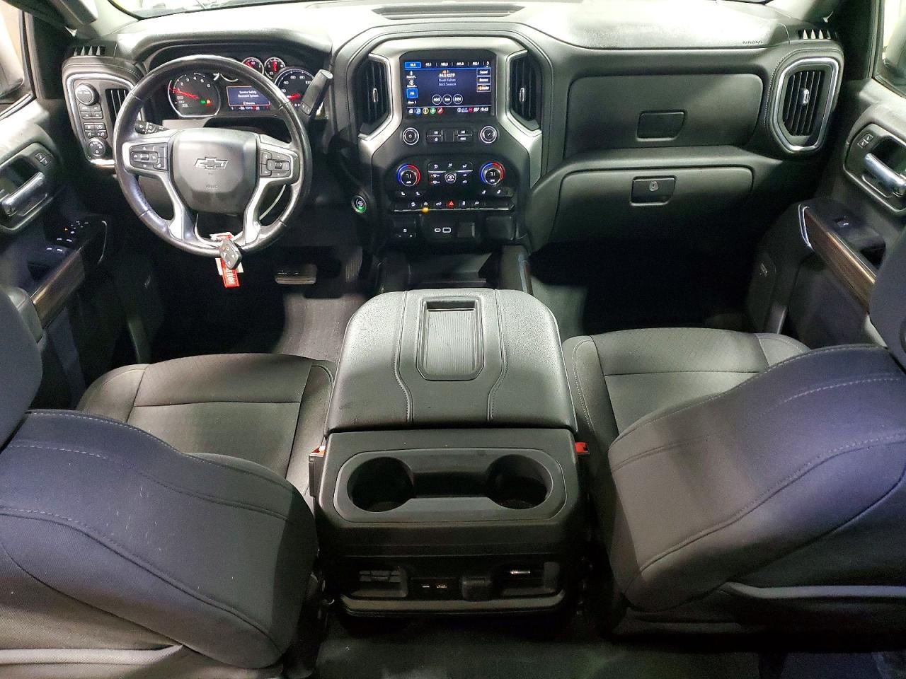 2021 CHEVROLET Silverado
