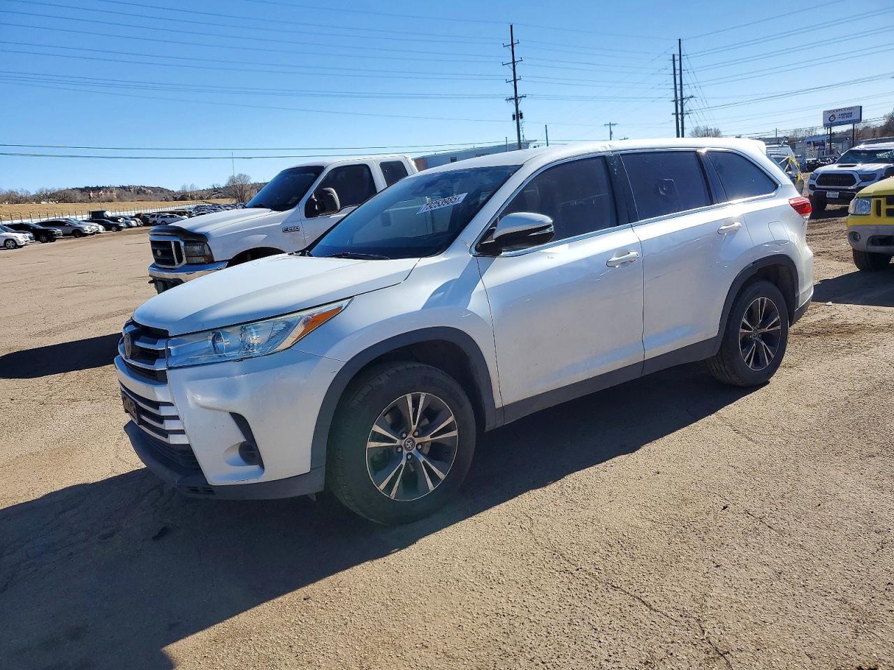 2019 TOYOTA HIGHLANDER
