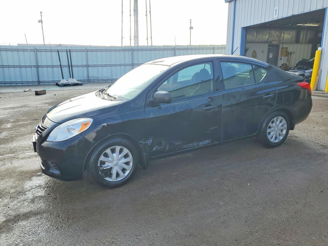 2014 NISSAN VERSA