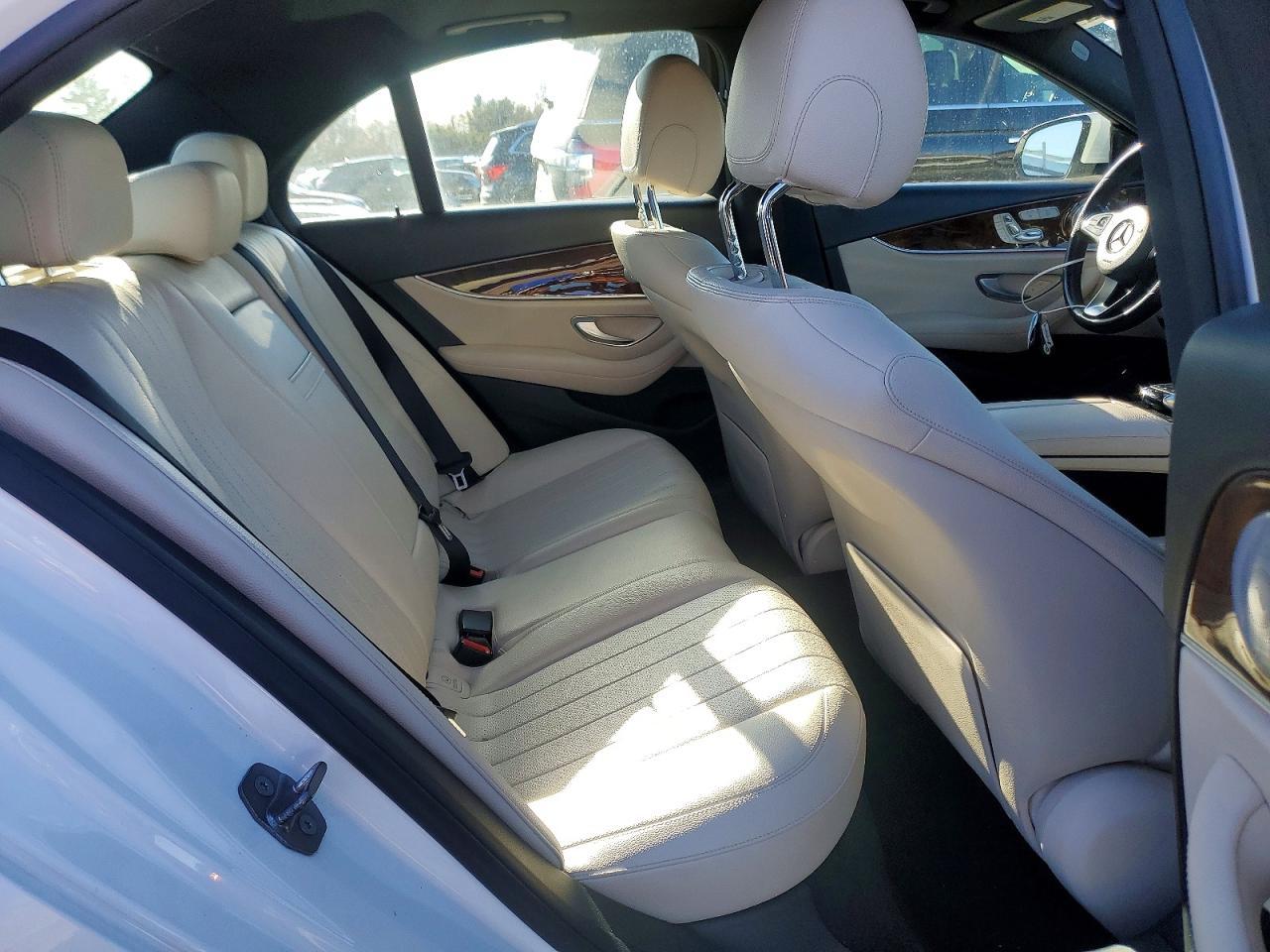 2017 MERCEDES-BENZ E-Class