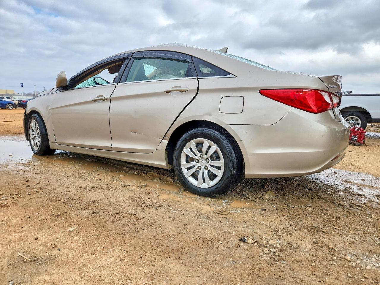 2011 HYUNDAI SONATA