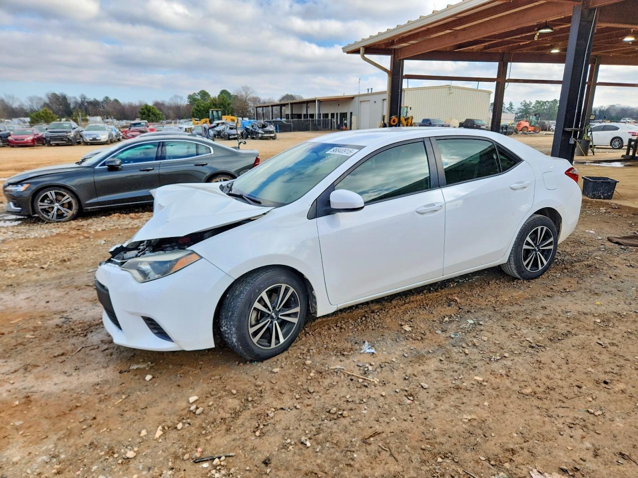 2015 TOYOTA COROLLA