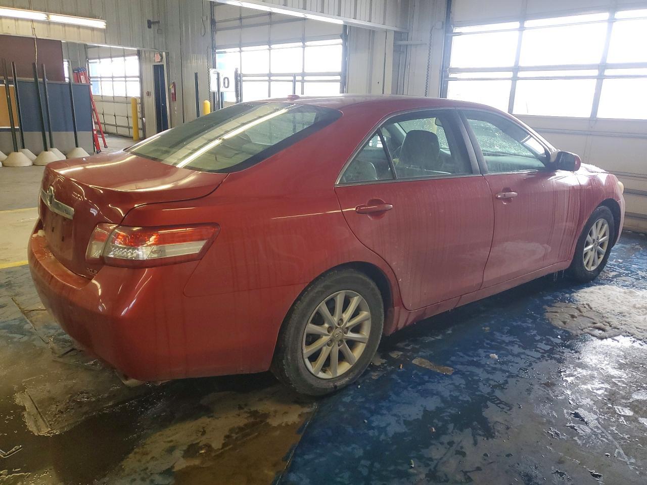 2010 TOYOTA CAMRY