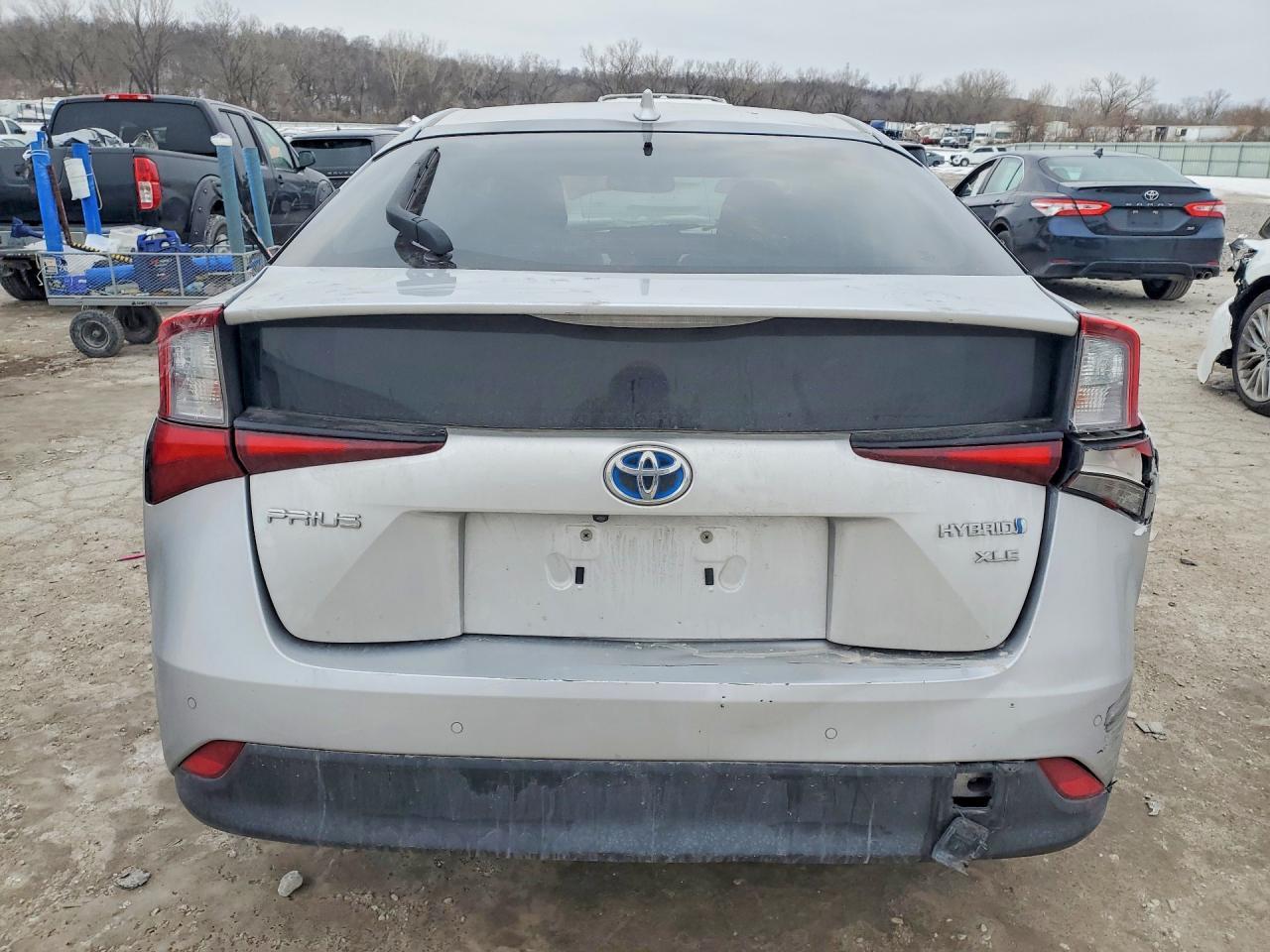 2019 TOYOTA PRIUS