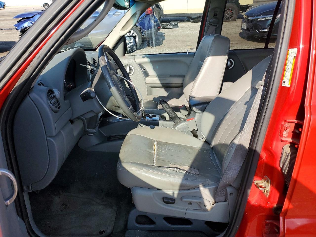 2005 JEEP Liberty