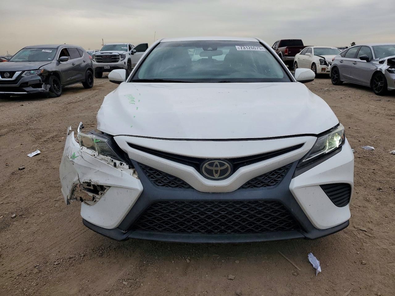 2018 TOYOTA CAMRY