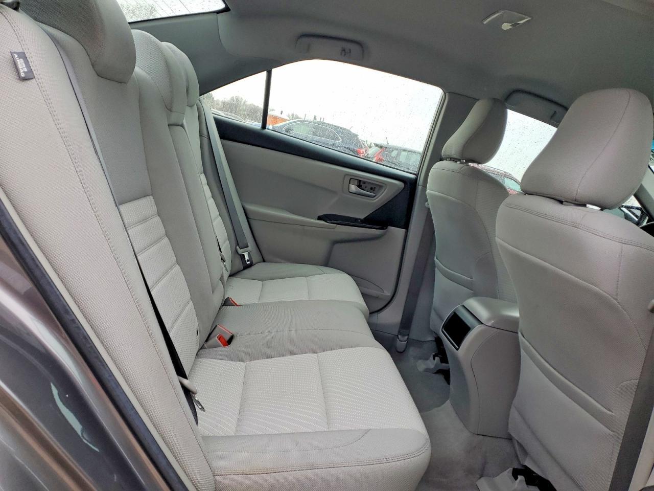 2016 TOYOTA CAMRY