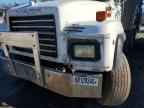 1999 MACK 600 Rd600