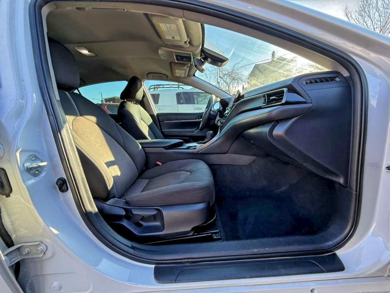 2023 TOYOTA CAMRY