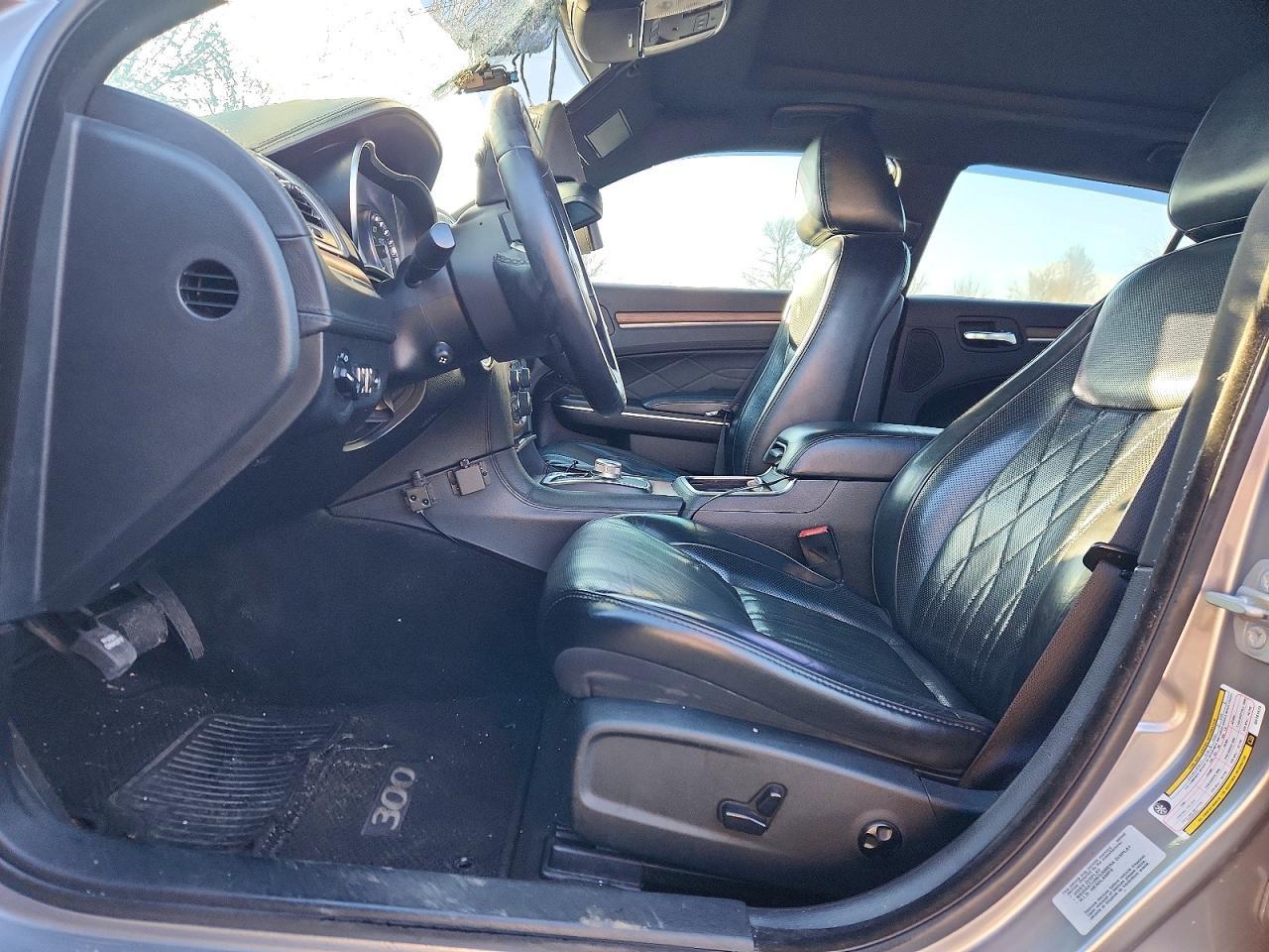 2016 CHRYSLER 300