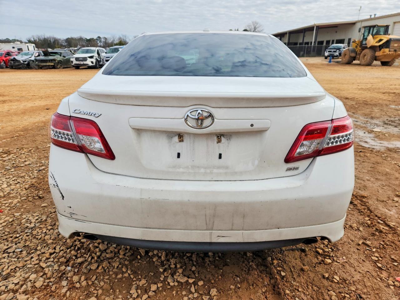 2011 TOYOTA CAMRY