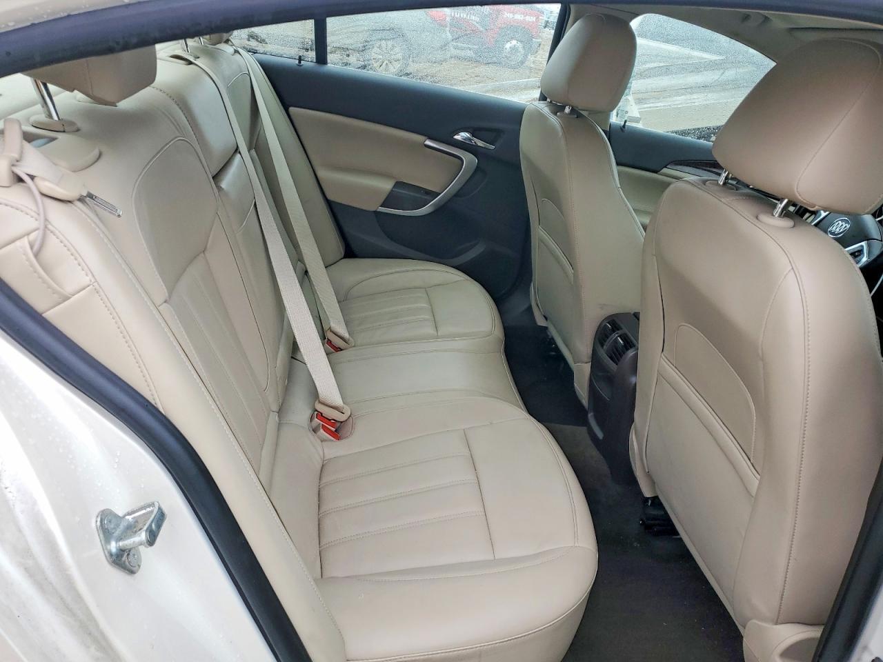 2012 BUICK Regal