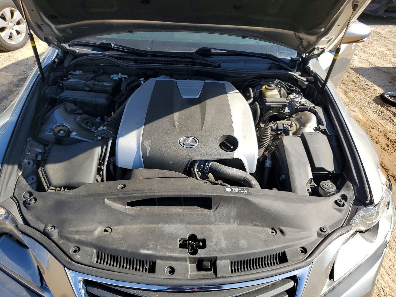 2016 LEXUS IS 300