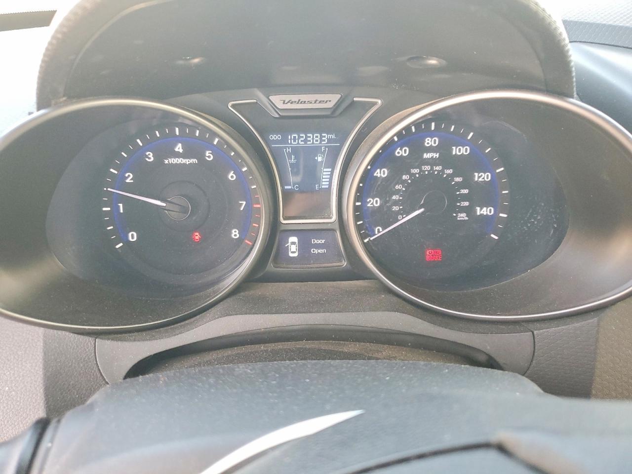 2013 HYUNDAI VELOSTER