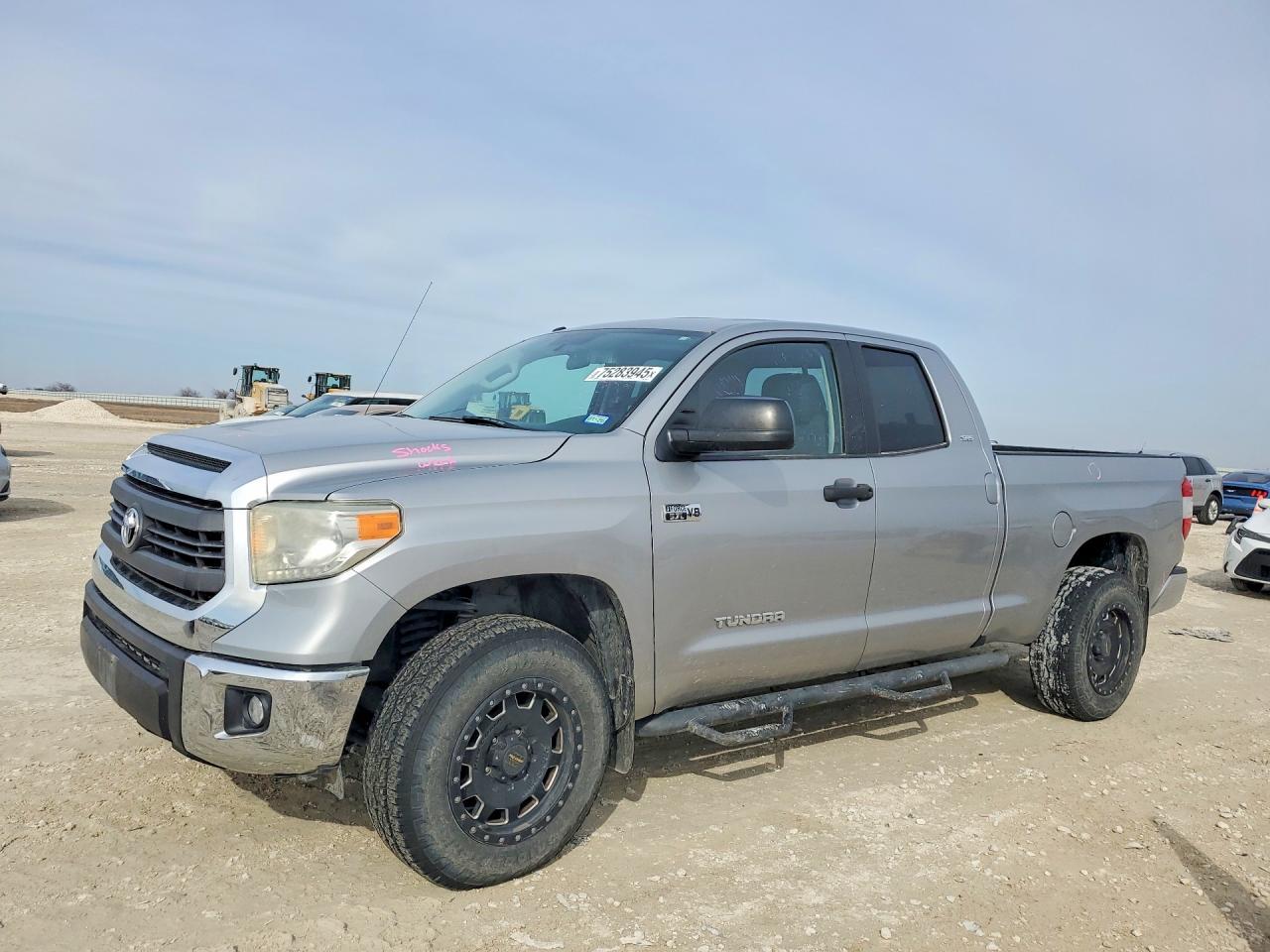 2015 TOYOTA TUNDRA
