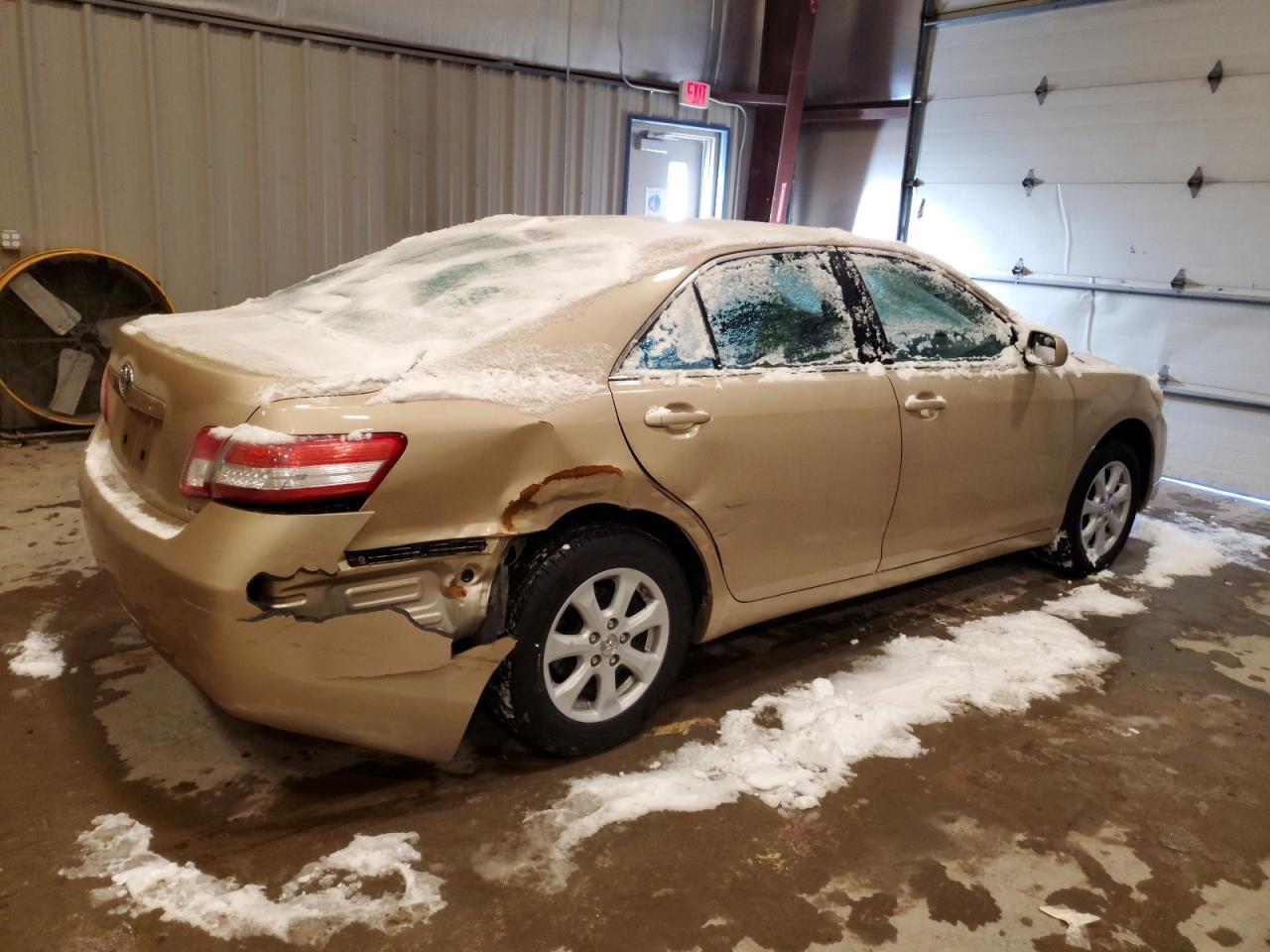 2010 TOYOTA CAMRY