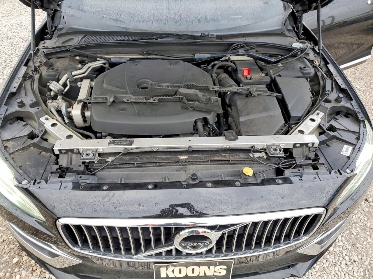 2018 VOLVO S90