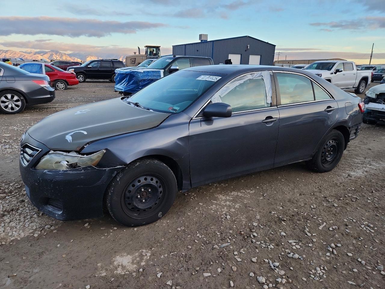 2011 TOYOTA CAMRY