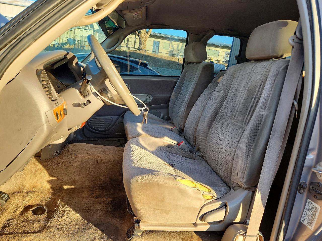 2002 TOYOTA TUNDRA