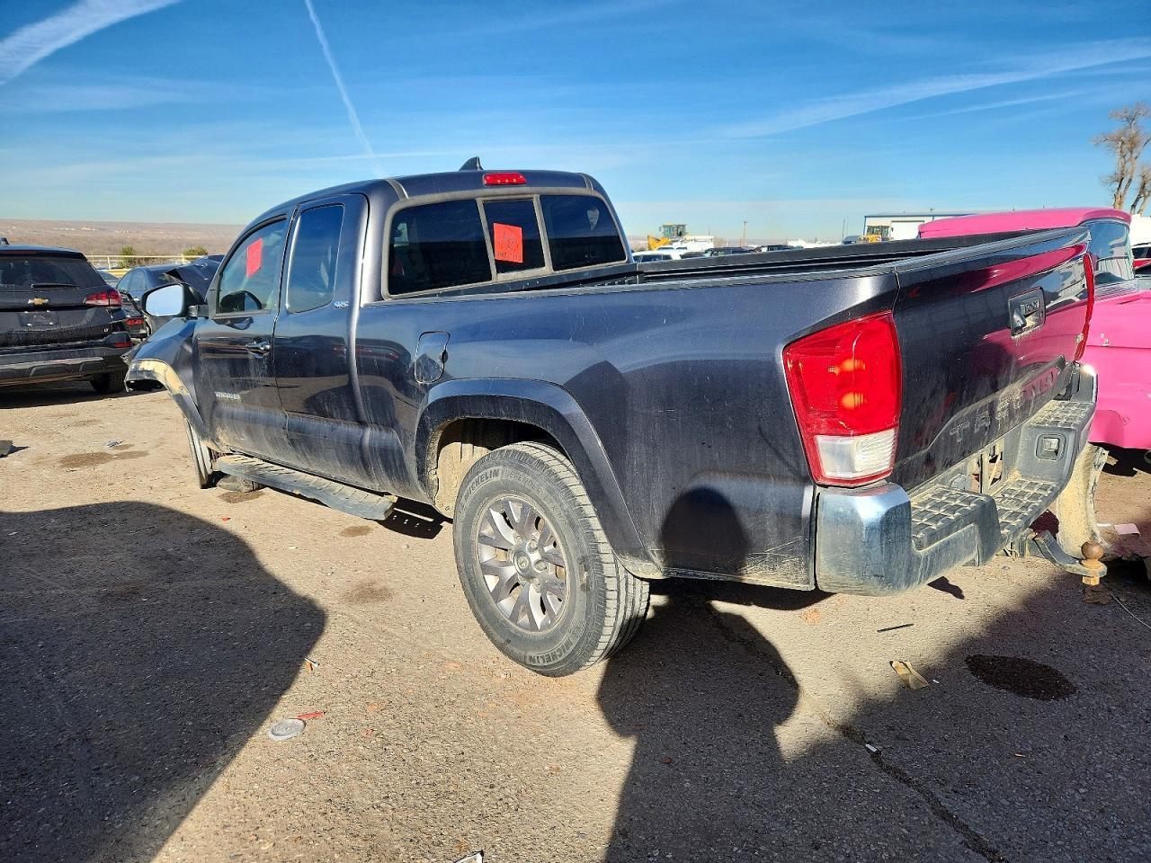 2017 TOYOTA TACOMA