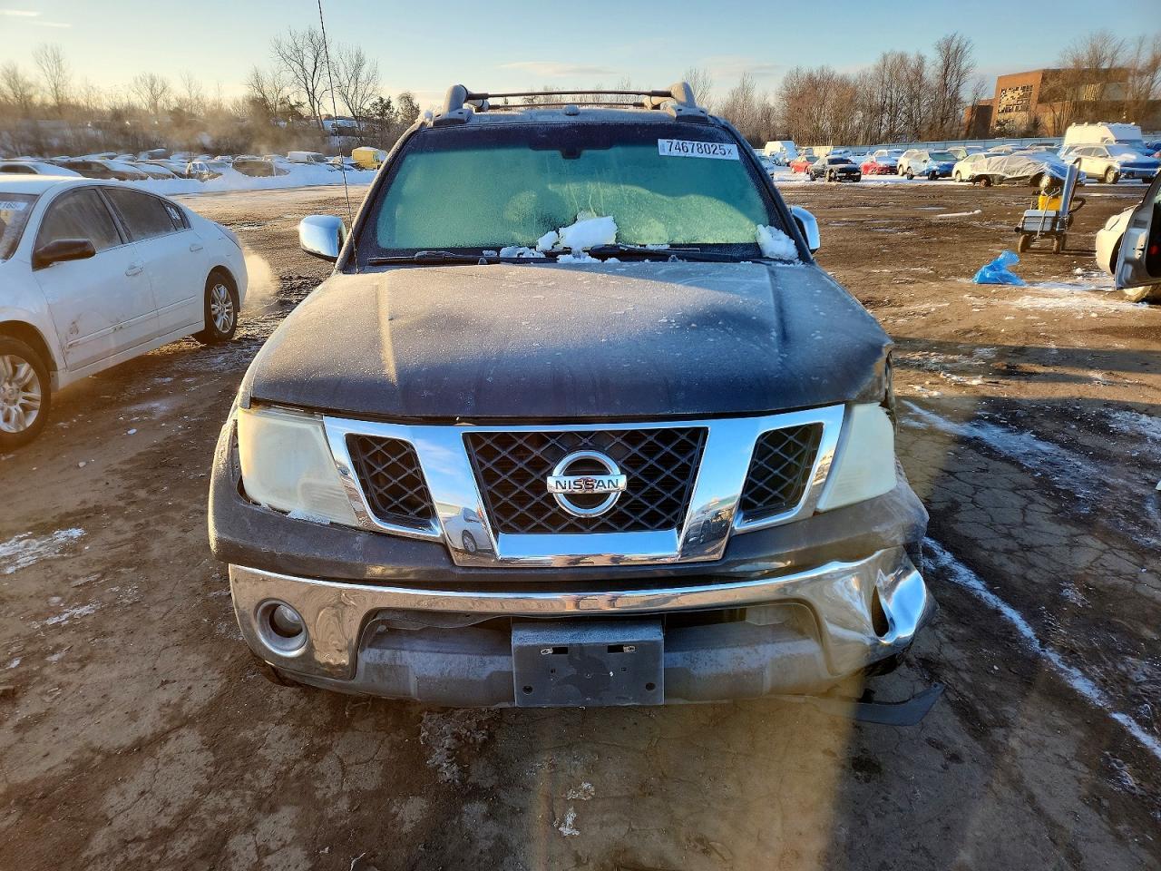 2011 NISSAN Frontier