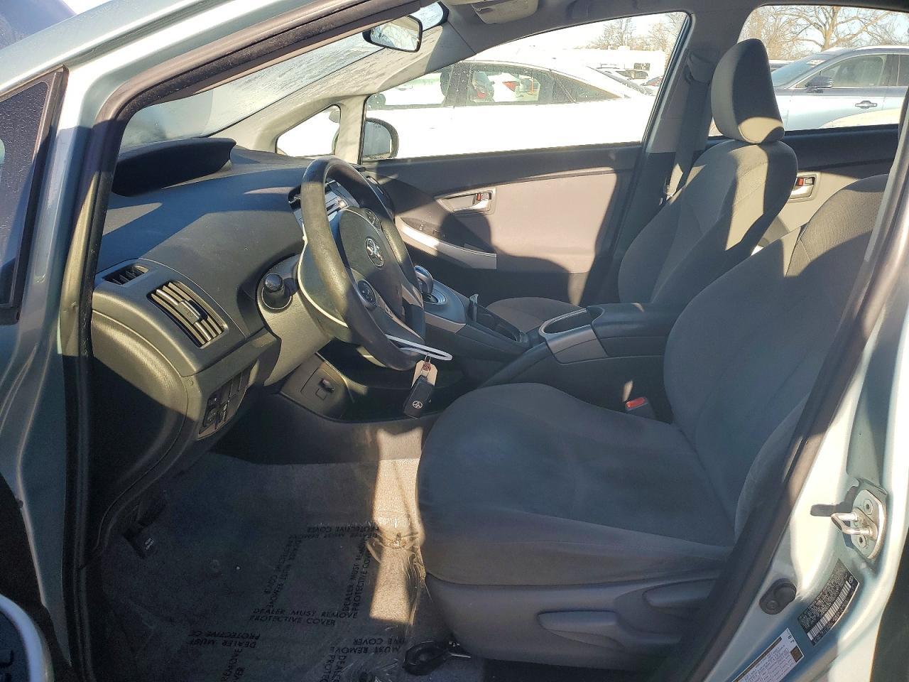 2015 TOYOTA PRIUS