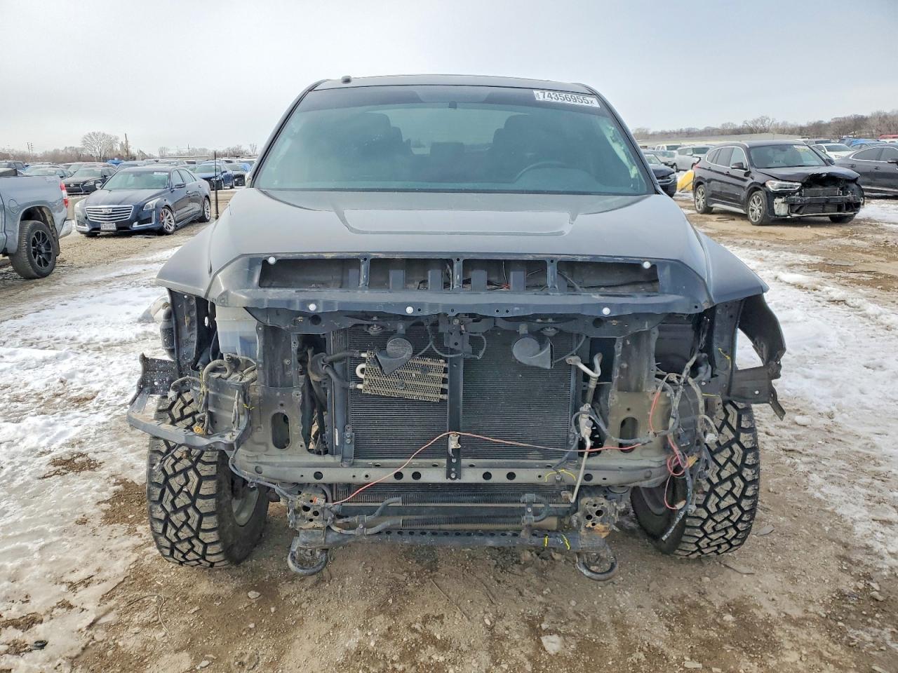 2016 TOYOTA TUNDRA
