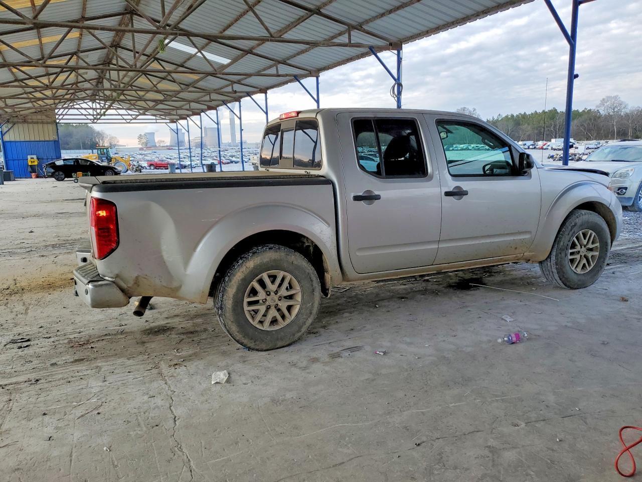2021 NISSAN Frontier