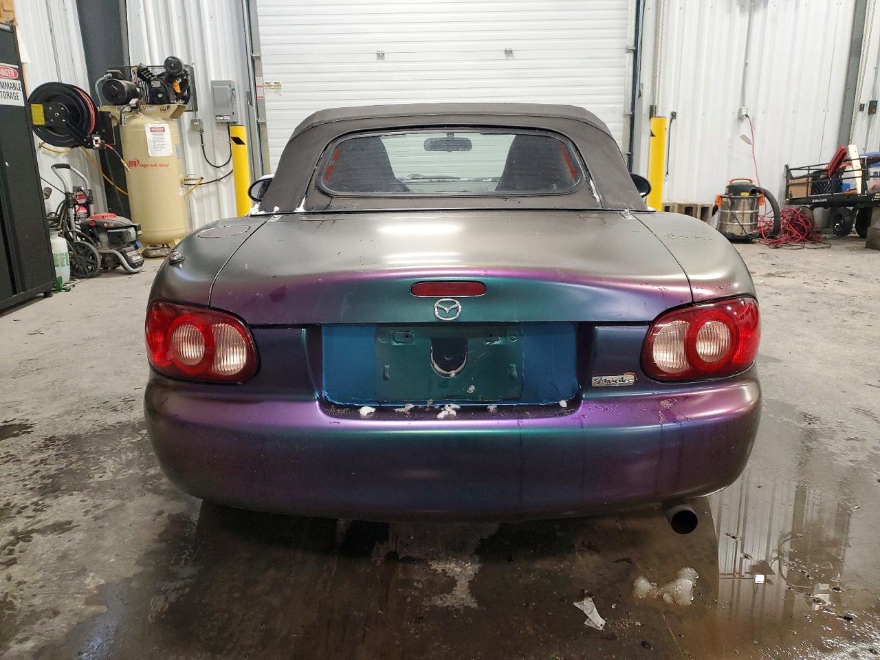 2003 MAZDA MX-5 Miata