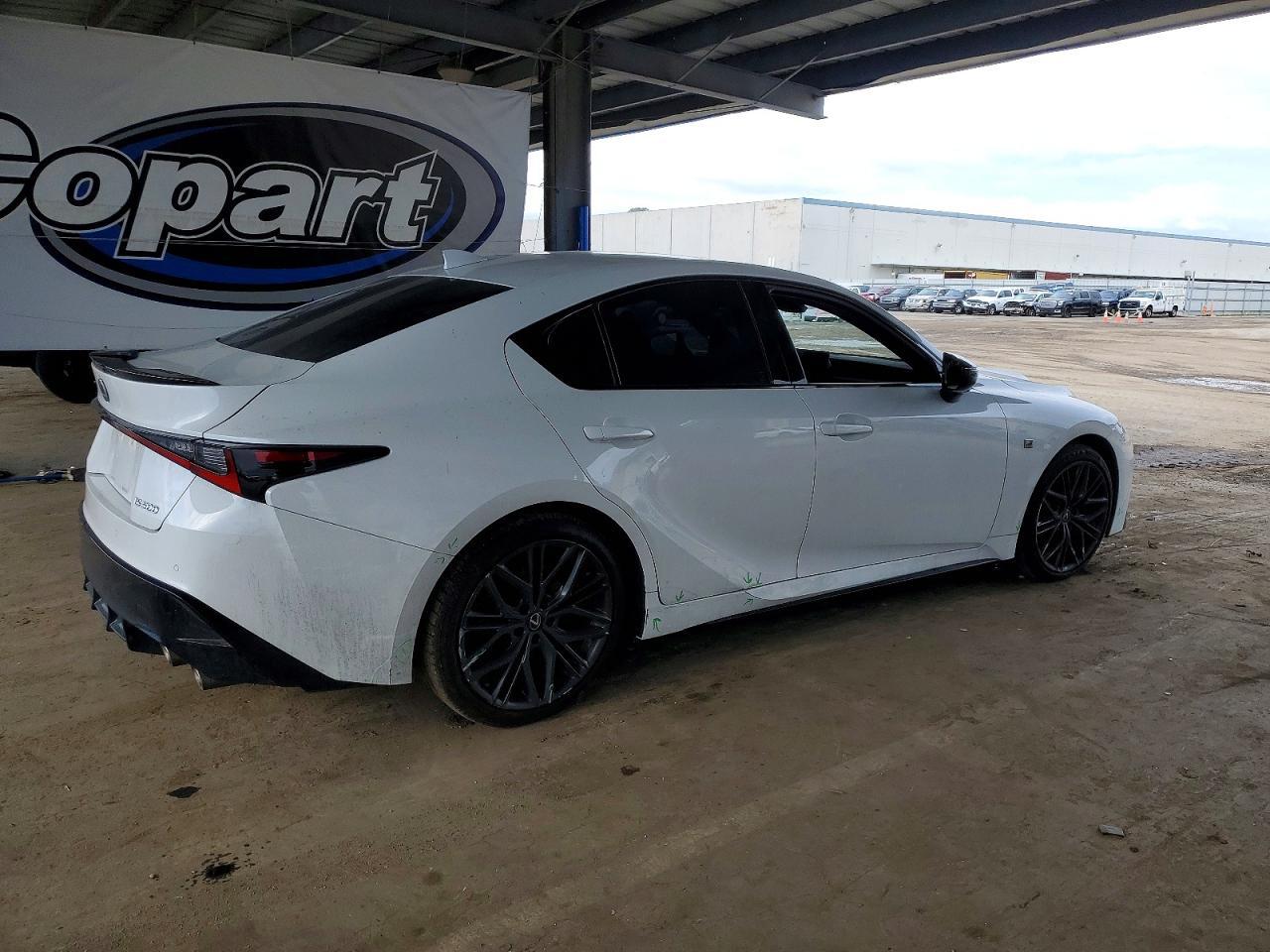 2025 LEXUS IS 500
