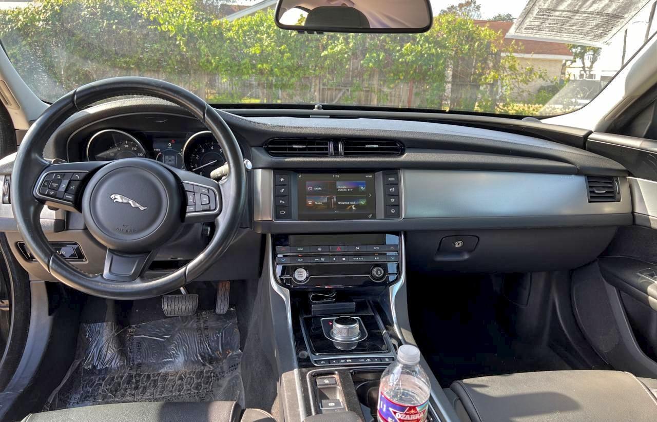 2016 JAGUAR XF