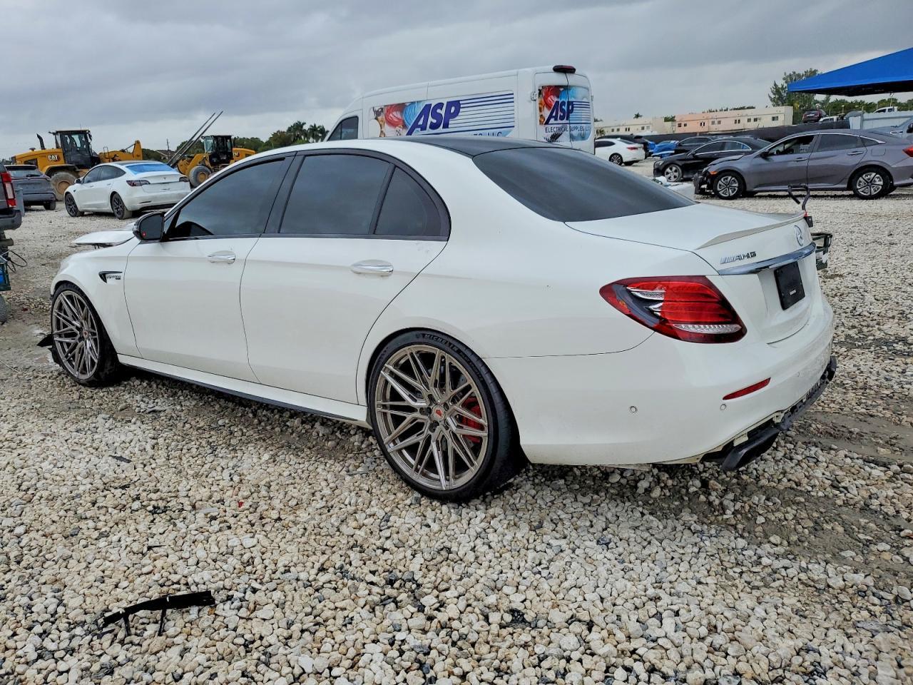 2020 MERCEDES-BENZ E-Class