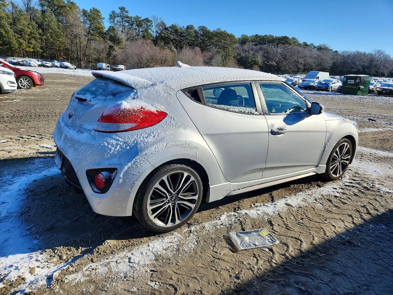 2016 HYUNDAI VELOSTER