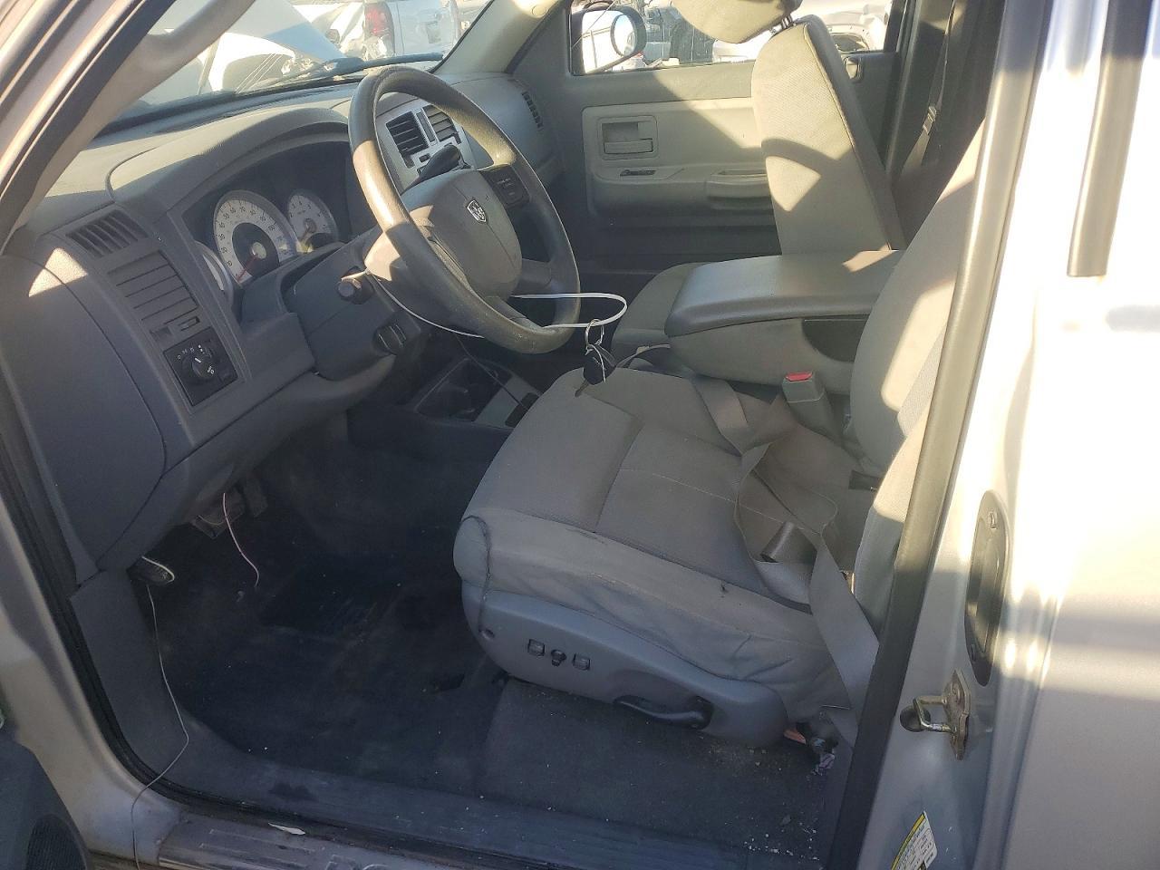 2006 DODGE Dakota