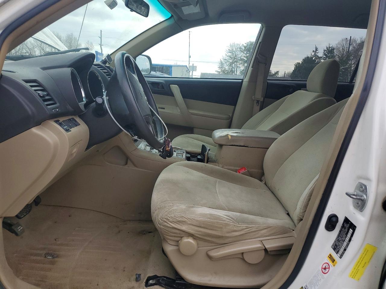 2010 TOYOTA HIGHLANDER