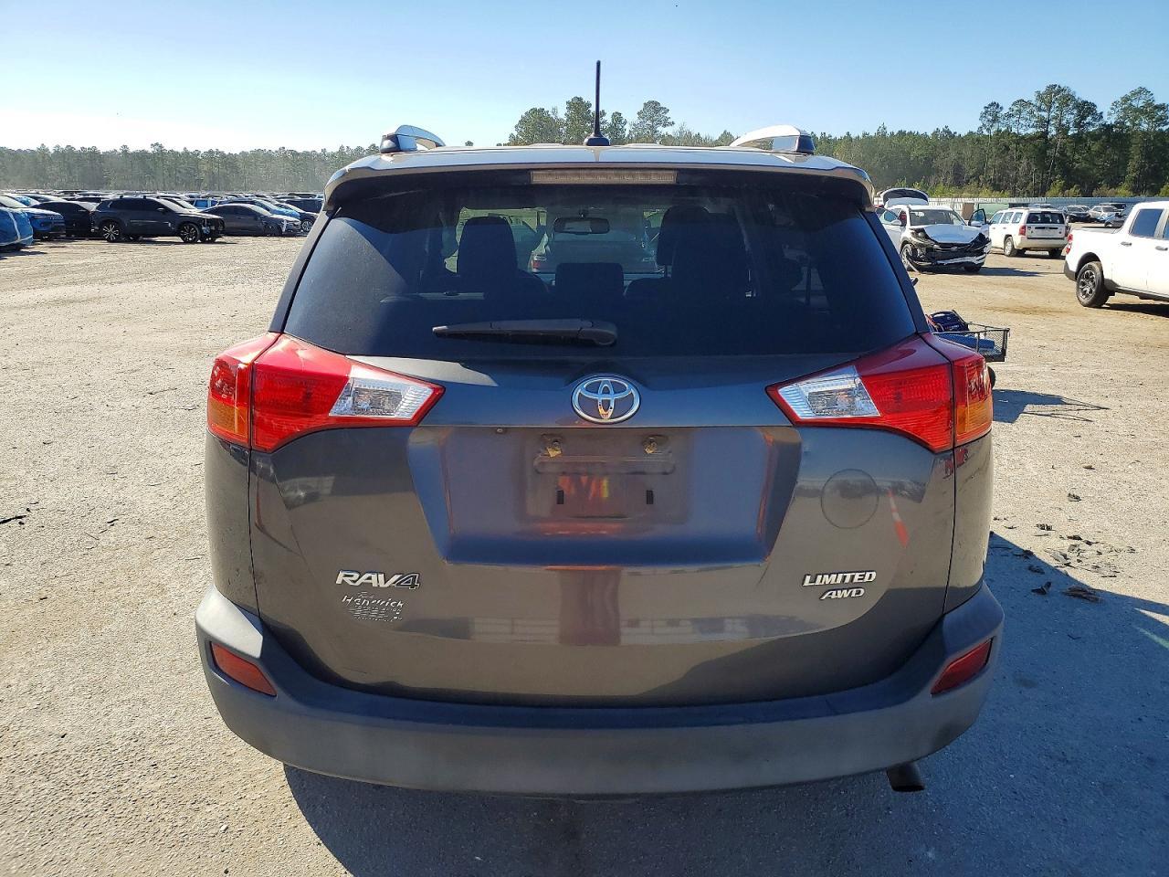 2015 TOYOTA RAV4