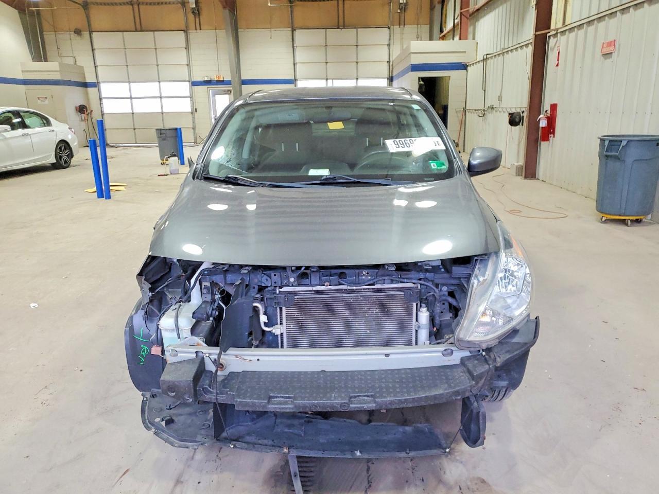2018 NISSAN VERSA
