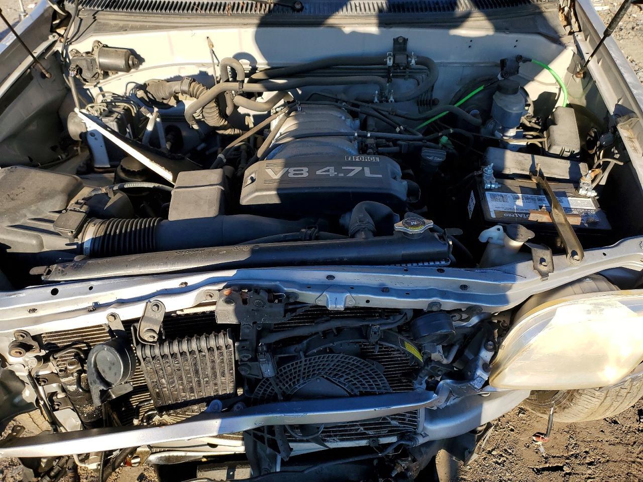 2002 TOYOTA Sequoia